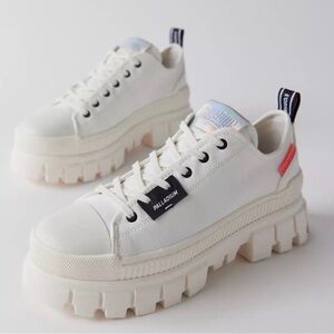 Palladium Platform Sneakers Revolt Size 10